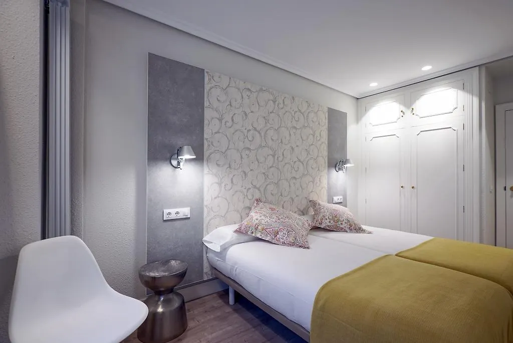 Apartamento Zurriola Luxury - Surf Beach Con Aire Acondicionado San Sebastian 0*,  Spain